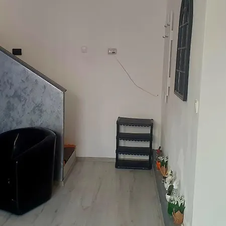 Luca Ap Апартаменты *